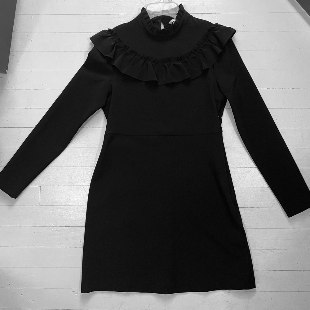 H&M long sleeved mini dress size 8 black